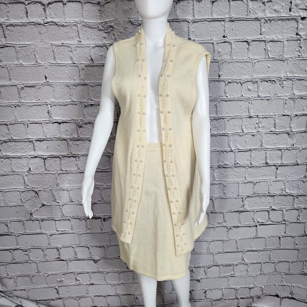 Lew Magram 2 PC Creme Lambswool/Angora/Nylon Blend Skirt Set, Women's Medium